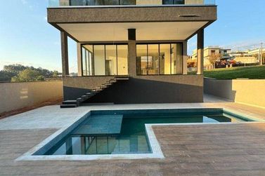 Casa &agrave; venda - 374m&sup2; - Flamboyant