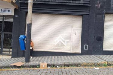 Sal&atilde;o Comercial para alugar - 70m&sup2; - Centro