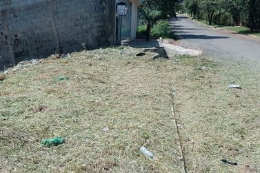 Terreno &agrave; venda - 412m&sup2; - santa maria