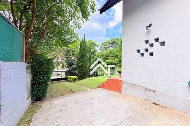 Casa &agrave; venda - 240m&sup2; - Jardim Paulista