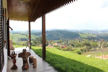 Ch&aacute;cara &agrave; venda - 260m&sup2; - Vit&oacute;ria R&eacute;gia