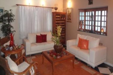 Casa &agrave; venda - 300m&sup2; - Condom&iacute;nio Shambala I