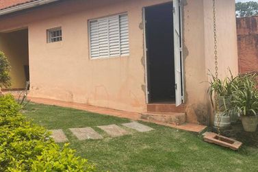 Ch&aacute;cara &agrave; venda - 1416m&sup2; - Terra Preta