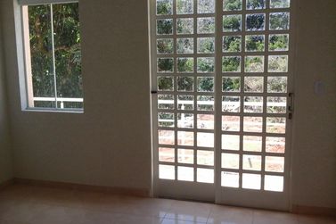 Ch&aacute;cara &agrave; venda - 12700m&sup2; - Tanque