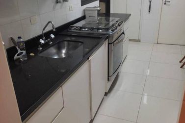 Apartamento &agrave; venda - 144m&sup2; - Vila Galv&atilde;o
