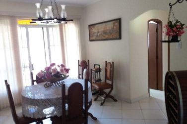 Casa &agrave; venda - 1000m&sup2; - Vila Giglio