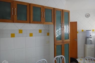Casa &agrave; venda - 220m&sup2; - Jardim das Flores