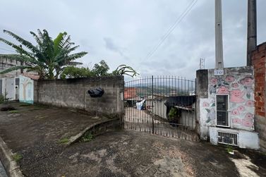 Casa &agrave; venda - JARDIM IMPERIAL