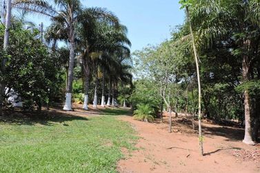 Ch&aacute;cara &agrave; venda - 450m&sup2; - CAETETUBA