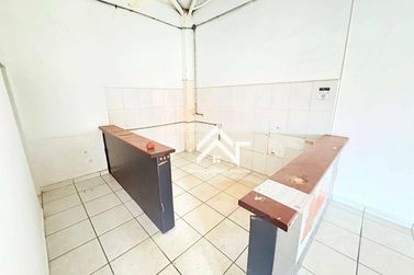 Sal&atilde;o Comercial para alugar - 89m&sup2; - Recreio Estoril