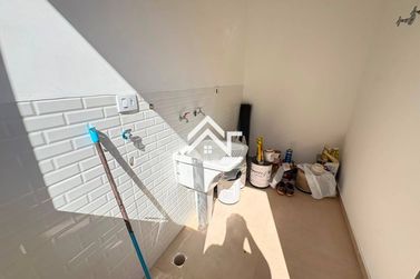 Casa &agrave; venda - 153m&sup2; - Jardim Jaragu&aacute;