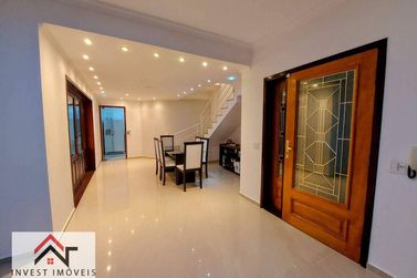 Casa &agrave; venda - 321m&sup2; - Jardim Jaragu&aacute;