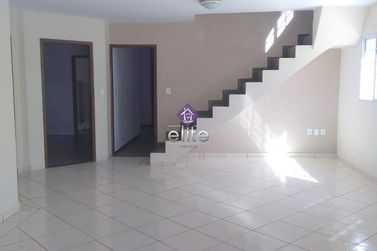 Casa &agrave; venda - 220m&sup2; - JARDIM REAL