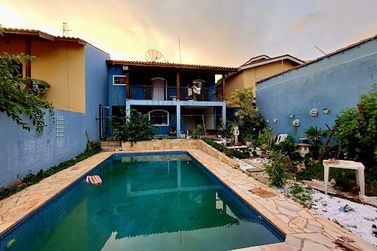 Casa &agrave; venda - 330m&sup2; - Jardim do Lago