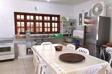 Casa &agrave; venda - 250m&sup2; - VILA ESPERIA OU GIGLIO