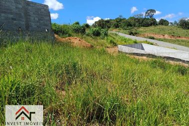 Terreno &agrave; venda - 300m&sup2; - Portal Lamis