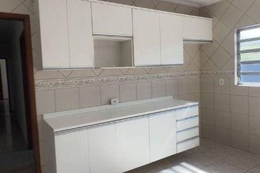 Casa &agrave; venda - 150m&sup2; - Atibaia Jardim