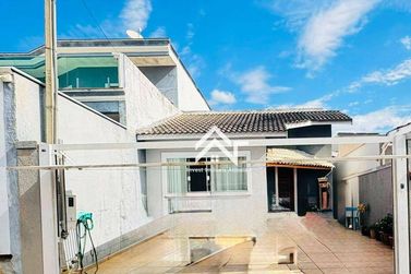 Casa &agrave; venda - 120m&sup2; - Nova Cerejeira