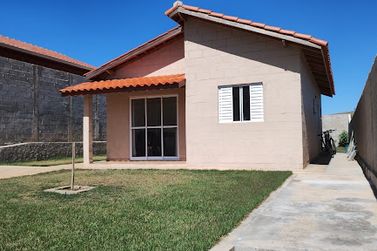 Casa &agrave; venda - 65m&sup2; - Loteamento Parque Serras de Atibaia I