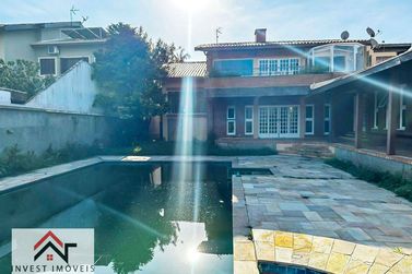 Casa &agrave; venda - 900m&sup2; - Vila Petr&oacute;polis