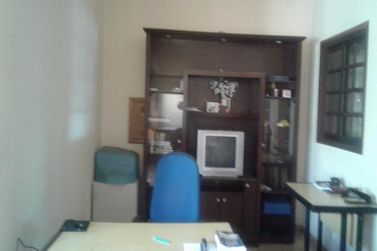 Sal&atilde;o Comercial &agrave; venda - 393m&sup2; - CENTRO