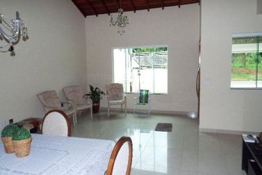 Casa &agrave; venda - 220m&sup2; - Jardim dos Pinheiros