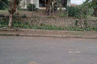 Ch&aacute;cara &agrave; venda - 1220m&sup2; - Vila Santista