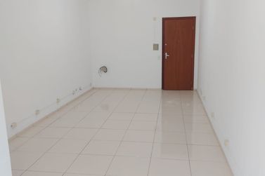 Sala Comercial para alugar - 50m&sup2; - CENTRO