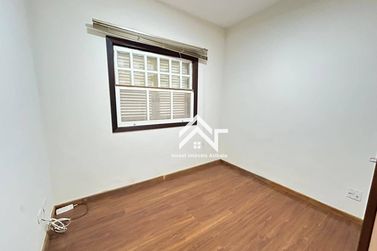 Casa para alugar - 440m&sup2; - Vila Petr&oacute;polis