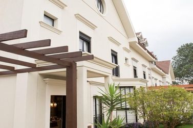 Casa &agrave; venda - 250m&sup2; - Vila Giglio