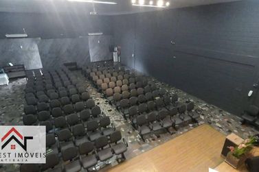 Sal&atilde;o Comercial &agrave; venda - 390m&sup2; - Centro