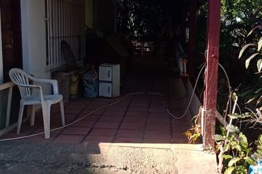 Ch&aacute;cara &agrave; venda - 100m&sup2; - JARDIM IMPERIAL