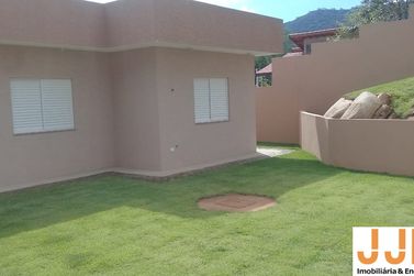 Casa &agrave; venda - 130m&sup2; - Jardim Solares