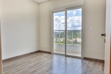 Apartamento &agrave; venda - 93m&sup2; - Jardim do Lago