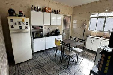 Casa &agrave; venda - 300m&sup2; - Alvin&oacute;polis