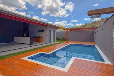 Casa &agrave; venda - 187m&sup2; - Loteamento Parque Residencial Serras de Atibaia II