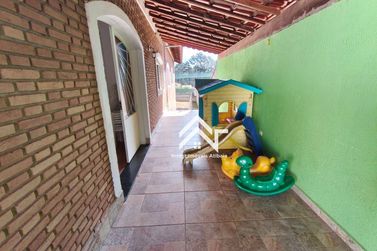 Ch&aacute;cara &agrave; venda - 1000m&sup2; - Jardim Est&acirc;ncia Brasil