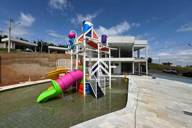 Terreno &agrave; venda - 360m&sup2; - Elementum Residencial Atibaia