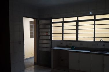 Casa &agrave; venda - 300m&sup2; - ATIBAIA JARDIM