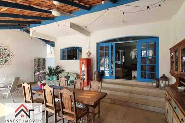 Casa para alugar - 350m&sup2; - Rio Abaixo