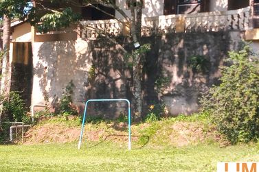 Ch&aacute;cara &agrave; venda - 473m&sup2; - Jardim Estancia Brasil