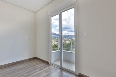 Apartamento &agrave; venda - 93m&sup2; - Jardim do Lago