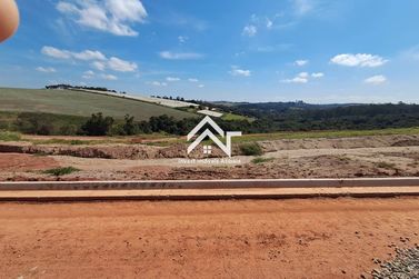Terreno &agrave; venda - 525m&sup2; - Biri&ccedil;a do Valado