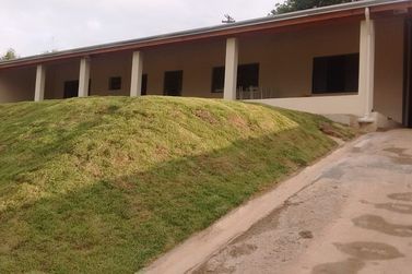 Ch&aacute;cara &agrave; venda - VIT&Oacute;RIA R&Eacute;GIA