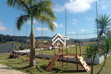 Ch&aacute;cara &agrave; venda - 7500m&sup2; - Nazar&eacute; Paulista