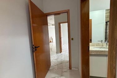 Apartamento para alugar - 80m&sup2; - Caetetuba