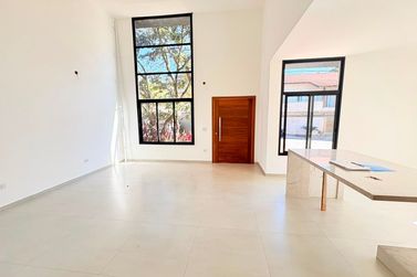 Casa &agrave; venda - 153m&sup2; - Jardim Jaragu&aacute;
