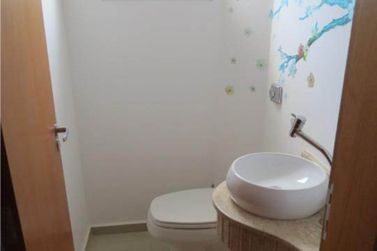 Casa &agrave; venda - 210m&sup2; - Atibaia Jardim