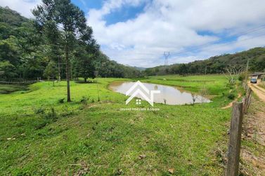 S&iacute;tio &agrave; venda - 532400m&sup2; - Pe&atilde;o