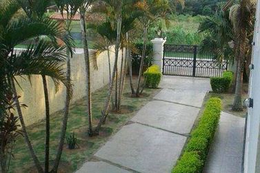Casa para alugar - 450m&sup2; - Country R. F&eacute;lix
